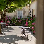Como Cordeillan-Bages Hotel 5*