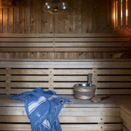 Chateau Cordeillan-bages فندق 5*