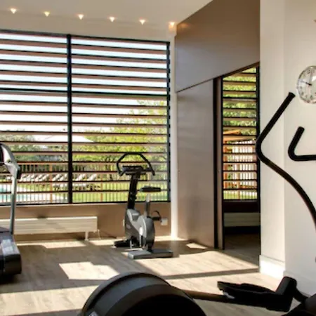 Chateau Cordeillan-bages فندق 5*