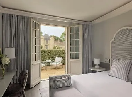 Hotel Cordeillan-bages 5*
