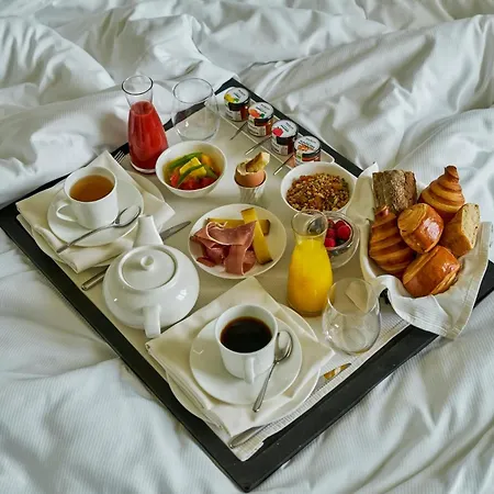 Hotel Cordeillan-bages 5*