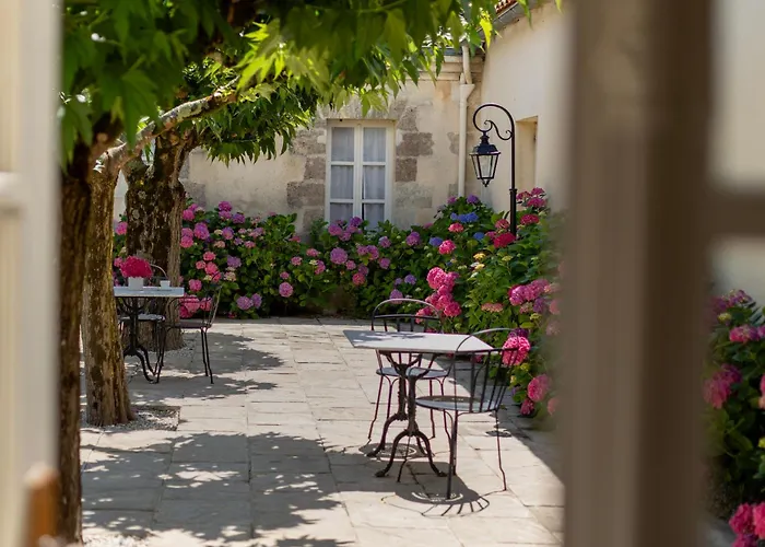 Château Cordeillan-bages Hotel 5*